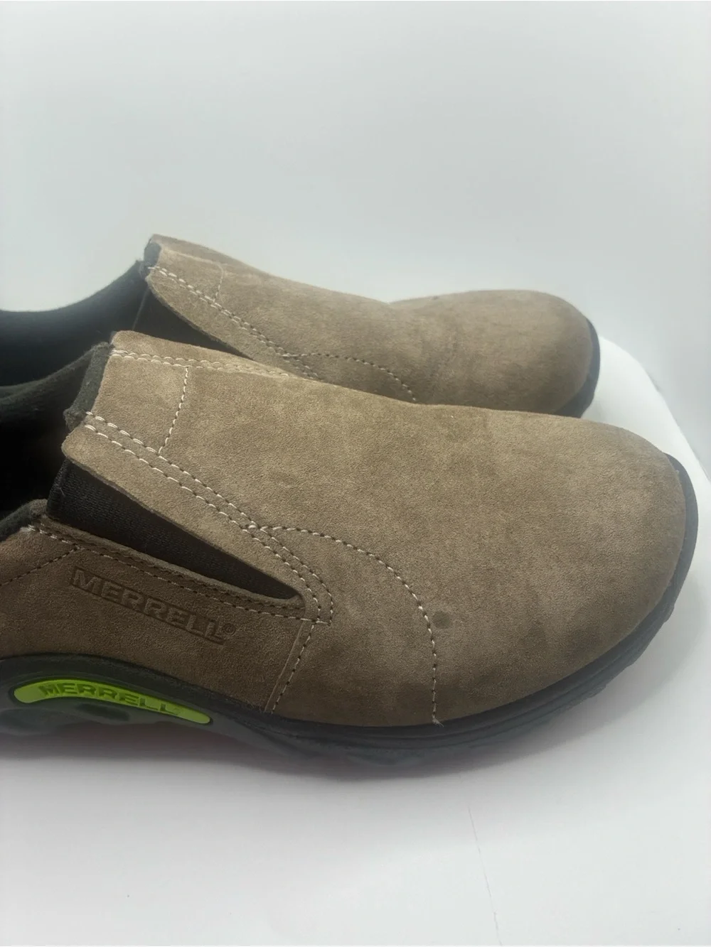 MERRILL BOYS COMFY SHOE/ LEATHER LOAFER/ 3.5/ PULL TAB / PADDED INSOLE 1.5” HEEL